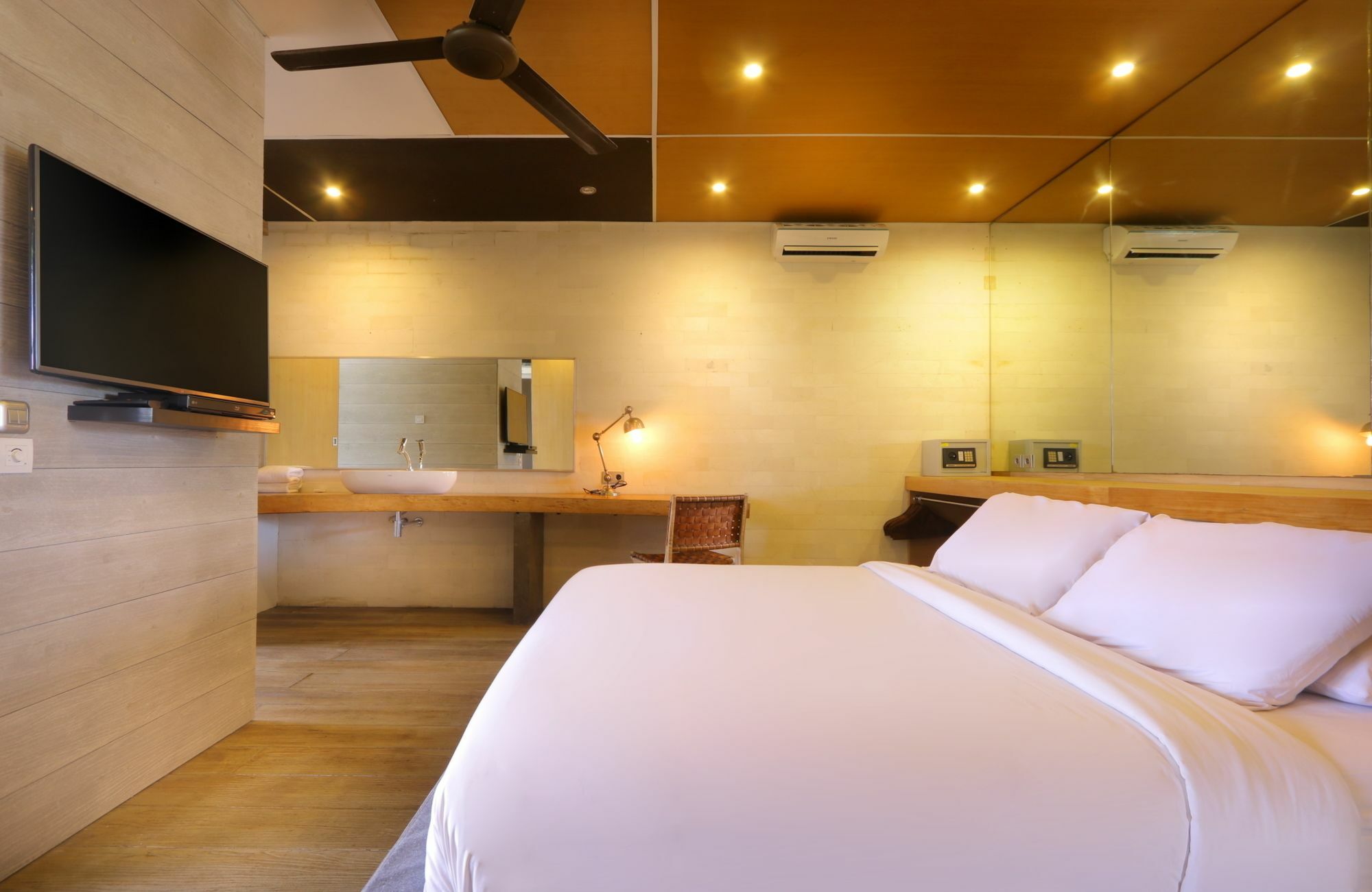 Clio Apartment Семіньяк Екстер'єр фото